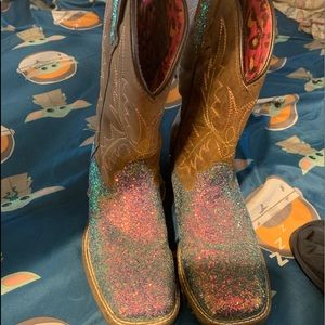 Girls cowboy boots
